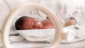 Fundația Vodafone: 4,5 milioane de lei pentru șase secții de neonatologie